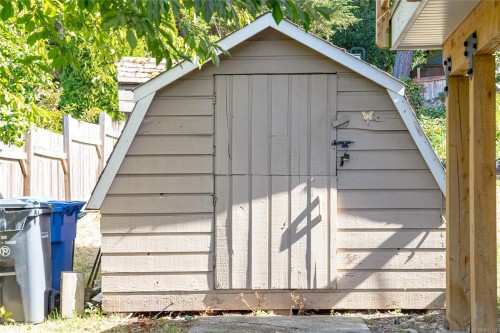 2462 Jeans Way, Nanaimo, BC 