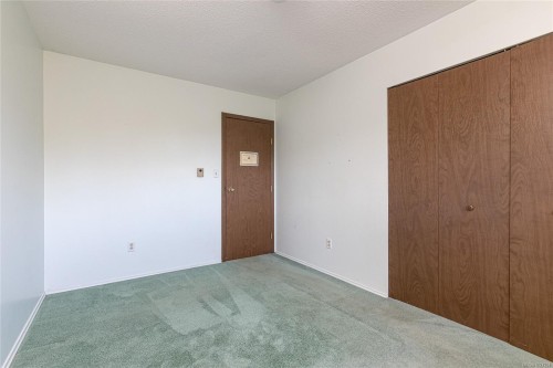 2020 Saltair Pl, Saanich, BC 