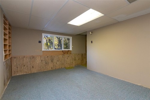 2020 Saltair Pl, Saanich, BC 