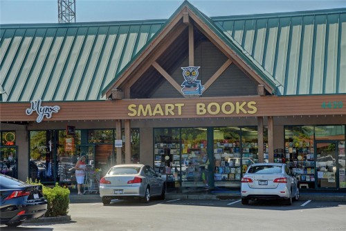 7-4355 Viewmont Ave, Saanich, BC 