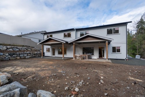 672 Sanderson Rd, Ladysmith, BC - Outdoor With Deck Patio Veranda