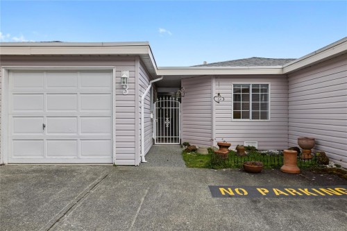 3-100 First Ave, Ladysmith, BC 