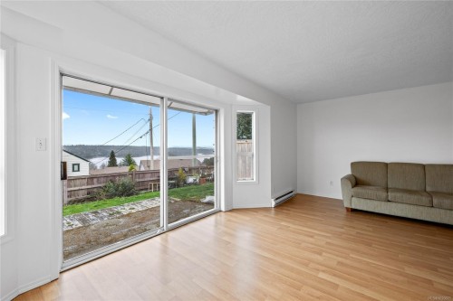 3-100 First Ave, Ladysmith, BC 