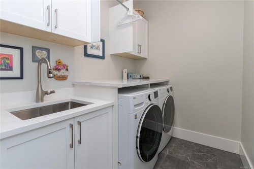3412 Caldera Crt, Langford, BC - Indoor Photo Showing Laundry Room