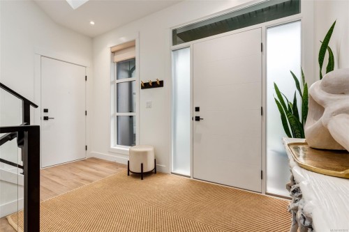 228 Golden Oaks Cres, Nanaimo, BC - Indoor Photo Showing Other Room