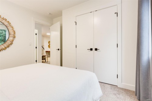 228 Golden Oaks Cres, Nanaimo, BC - Indoor Photo Showing Bedroom