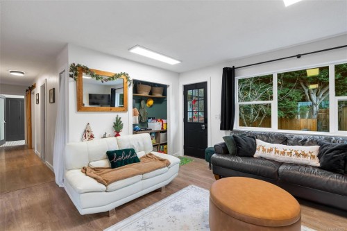 2260 Sooke Rd, Colwood, BC 