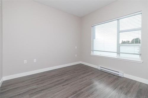 504-1020 Inverness Rd, Saanich, BC - Indoor Photo Showing Other Room