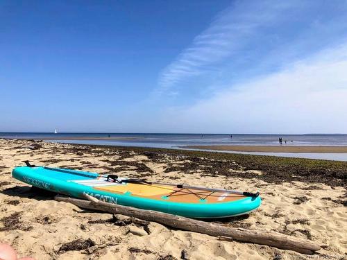 1736 Rue Châtillon, Maisonnette, NB 