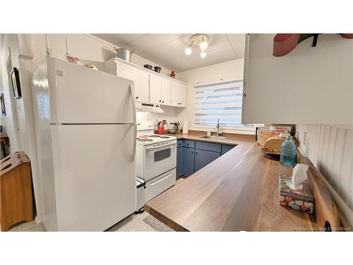 1736 Rue Châtillon, Maisonnette, NB 