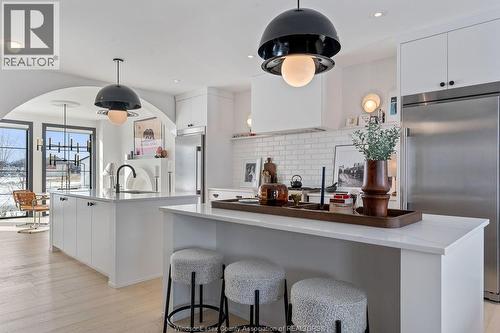 1680 Orford Road Unit# 18, Lasalle, ON - Indoor Photo Showing Kitchen With Upgraded Kitchen