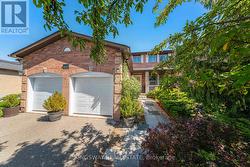 6059 TILLSDOWN DRIVE  Mississauga, ON L5N 4M4