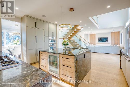 B/I bev fridge, thermador and dacor appliances - 519 Third Line, Oakville, ON - Indoor Photo Showing Kitchen