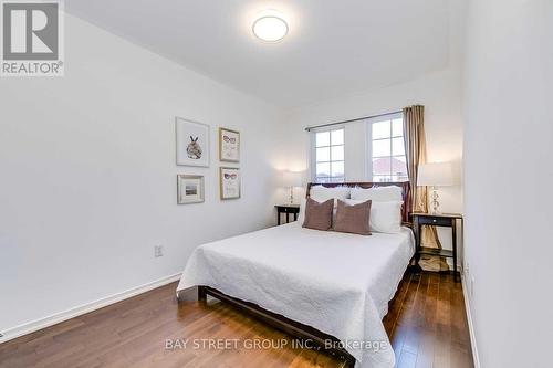 5166 Des Jardines Drive, Burlington, ON - Indoor Photo Showing Bedroom