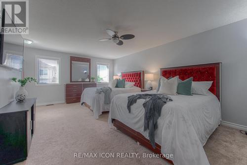 139 Pebblecreek Drive, Kitchener, ON - Indoor Photo Showing Bedroom