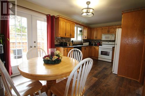 2-4 Meadow Avenue, Heart'S Delight - Islington, NL - Indoor Photo Showing Dining Room