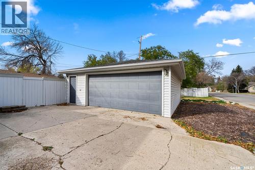 3102 Assiniboine Avenue, Regina, SK - Outdoor