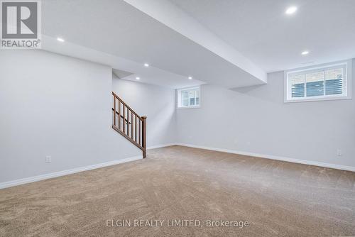 8 Hartland Circle, St. Thomas, ON - Indoor Photo Showing Other Room
