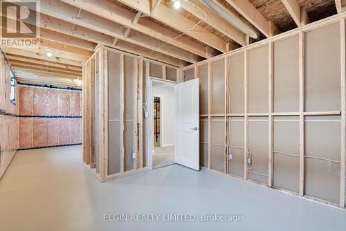 8 Hartland Circle, St. Thomas, ON - Indoor