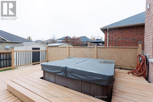 8 Horton Place, Kawartha Lakes (Lindsay), ON - Outdoor With Deck Patio Veranda With Exterior