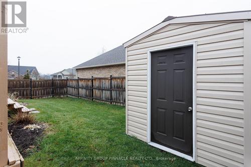 8 Horton Place, Kawartha Lakes (Lindsay), ON - Outdoor