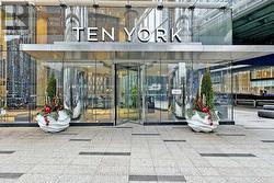 1403 - 10 YORK STREET  Toronto, ON M5J 2Z2
