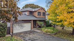 46 OTTEN DRIVE  Ottawa, ON K2J 1J2