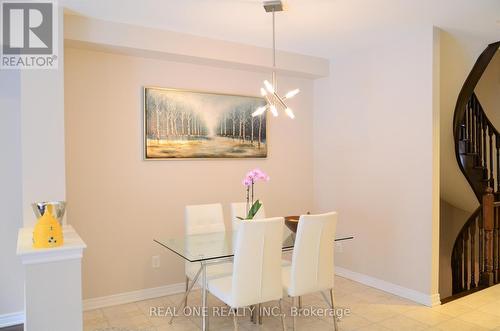 2412 Presquile Drive, Oakville, ON - Indoor Photo Showing Dining Room