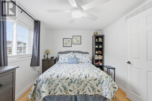 48 Alderson Drive, Cambridge, ON - Indoor Photo Showing Bedroom