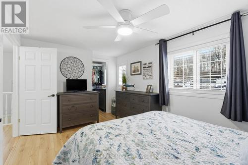 48 Alderson Drive, Cambridge, ON - Indoor Photo Showing Bedroom
