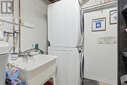 48 Alderson Drive, Cambridge, ON - Indoor Photo Showing Laundry Room