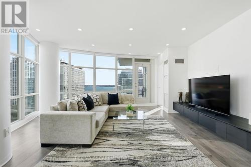 1109 - 35 Mariner Terrace, Toronto, ON - Indoor Photo Showing Living Room