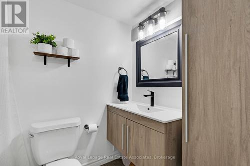 1204 - 215 Glenridge Avenue, St. Catharines, ON - Indoor Photo Showing Bathroom