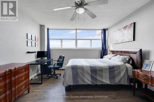 1204 - 215 Glenridge Avenue, St. Catharines, ON - Indoor Photo Showing Bedroom