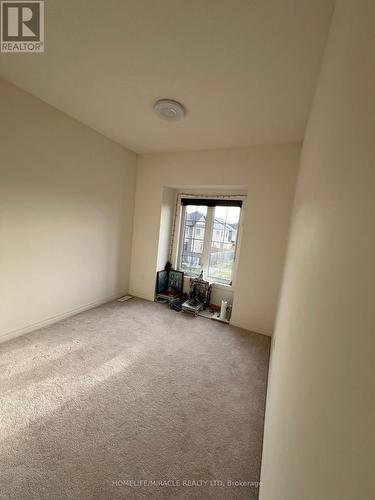 85 Cobriza Crescent, Brampton, ON - Indoor Photo Showing Other Room