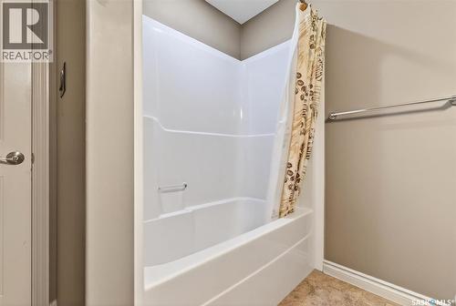 4348 Shaffer Street, Regina, SK - Indoor Photo Showing Bathroom