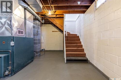 280 Athabasca Street E, Moose Jaw, SK - Indoor