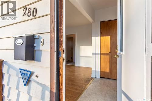 280 Athabasca Street E, Moose Jaw, SK - Indoor Photo Showing Other Room