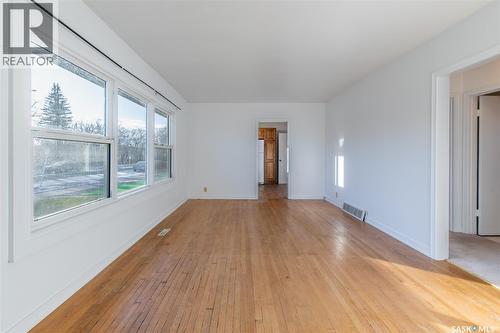 280 Athabasca Street E, Moose Jaw, SK - Indoor Photo Showing Other Room