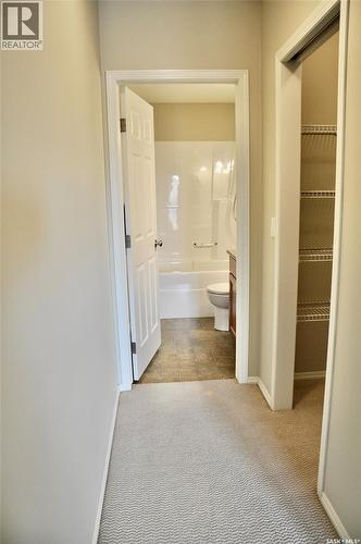 115 928 Heritage View, Saskatoon, SK - Indoor Photo Showing Bathroom