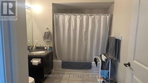 727 - 7325 Markham Road, Markham, ON - Indoor Photo Showing Bathroom