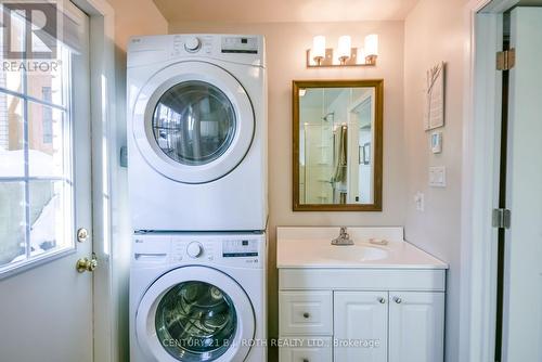 3 Marwendy Drive, Barrie, ON - Indoor Photo Showing Laundry Room