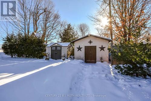 3 Marwendy Drive, Barrie, ON - Outdoor