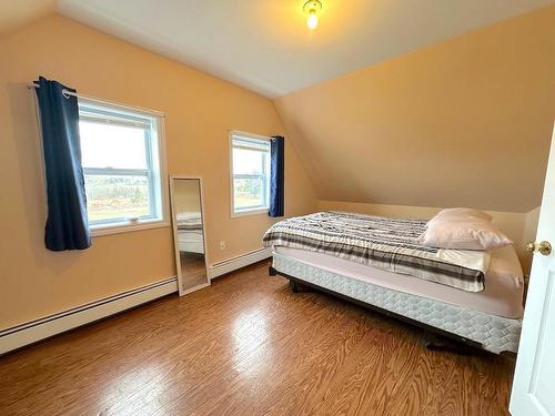 17 Paquet Avenue, Souris, PE 
