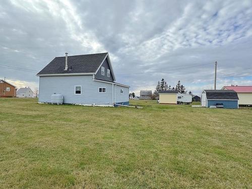 17 Paquet Avenue, Souris, PE 