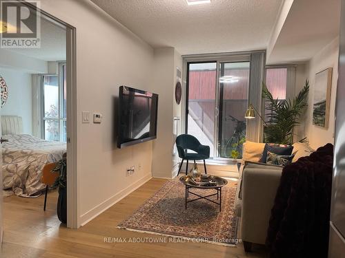 217 - 295 Adelaide Street W, Toronto, ON - Indoor