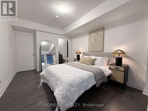 3605 - 2033 Kennedy Road, Toronto, ON - Indoor Photo Showing Bedroom