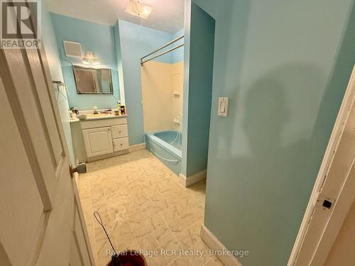 4 Main Street N, Brockton, ON 