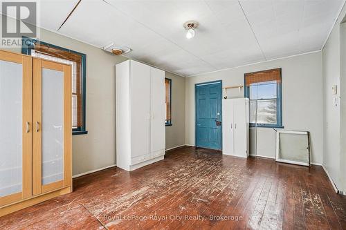 5877 Highway 6 Road N, Centre Wellington, ON - Indoor Photo Showing Other Room