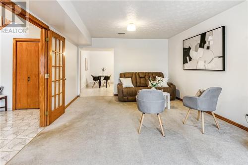 371 Moonrock Avenue, Sudbury, ON - Indoor